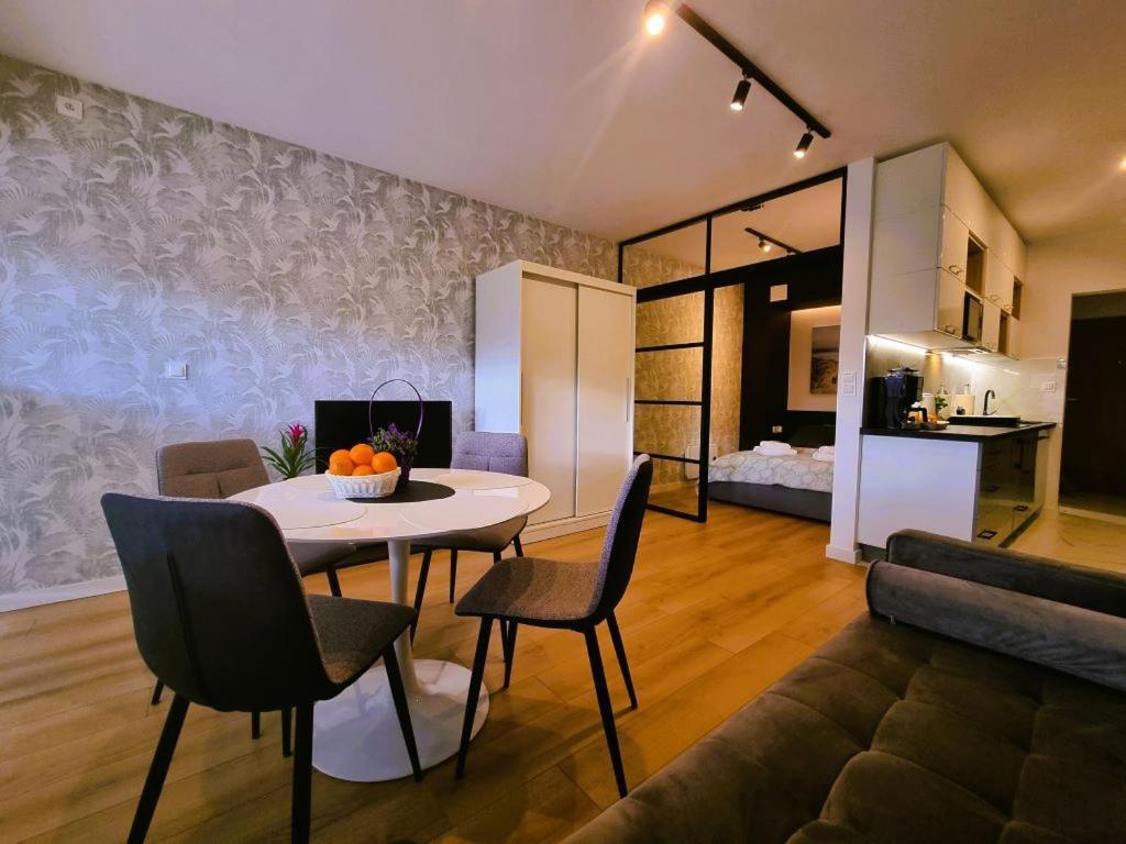 Apartament Szmaragdowa 21 Przy Plazy - Sala Zabaw, Silownia - 365Pam Миелно Стая снимка